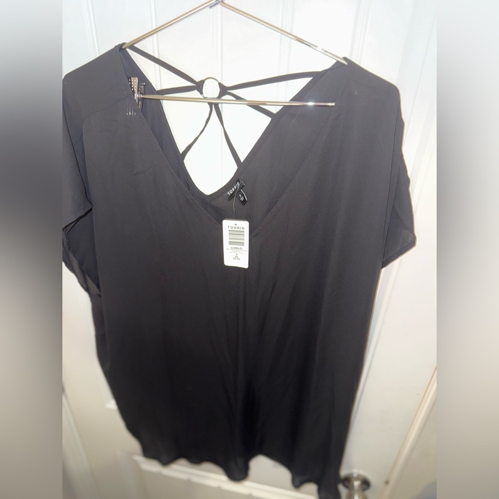 TORRID GEORGETTE STRAPPY BACK DOLMAN SHORT SLEEVE BLOUSE NEW - Picture 10 of 11